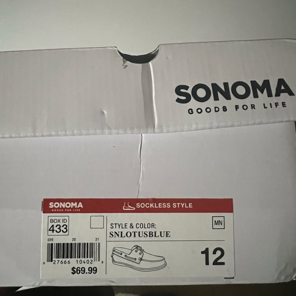 Sonoma Boat Shoes with lace up design - Picture 8 of 8